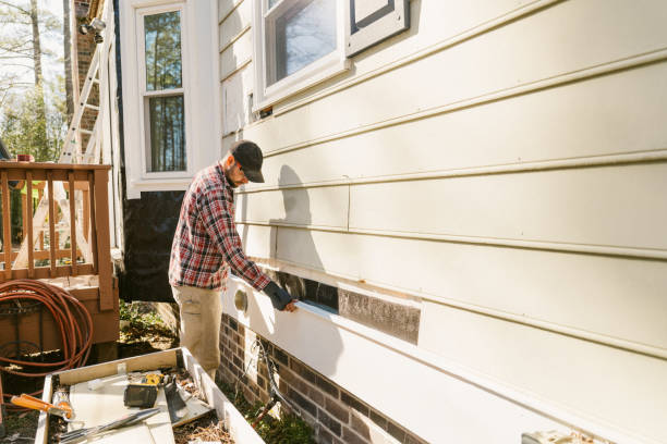 Top rated local Emergency Siding Repair specialists in Efland, NC
